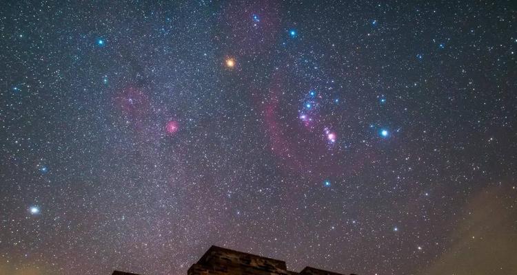 如何获取使命召唤手游中的HG40银河星轨皮肤？入手过程中有哪些常见问题？  第2张